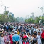 शैक्षिक संस्था ठप्प पारी आन्दोलनरत शिक्षकहरू दिउँसै बत्ती बालेर सरकार खोज्दै