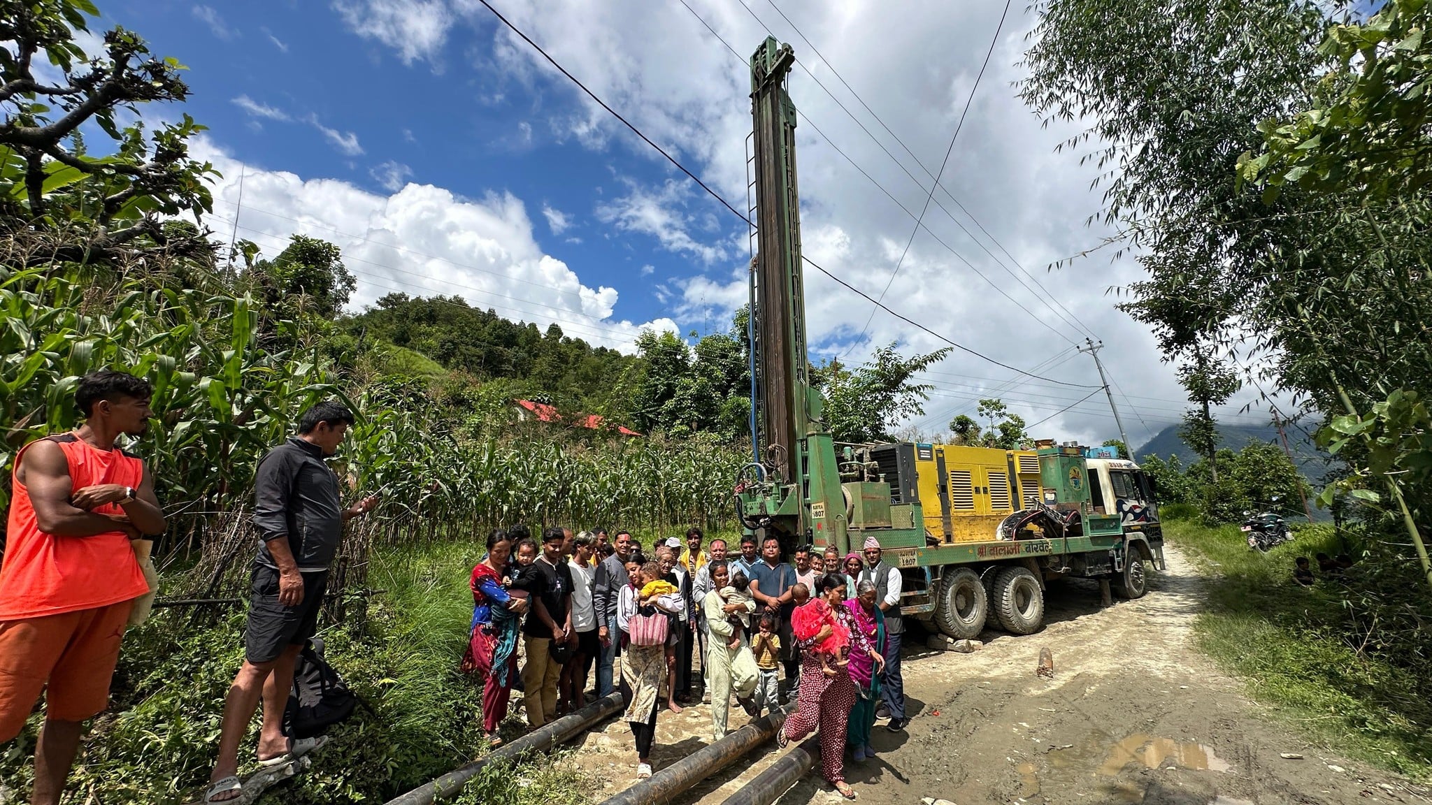 सोताङ गाउँपालिकामा खानेपानीको समस्या समाधान गर्न पम्पिङ डिप बोरिङ सुरुवात